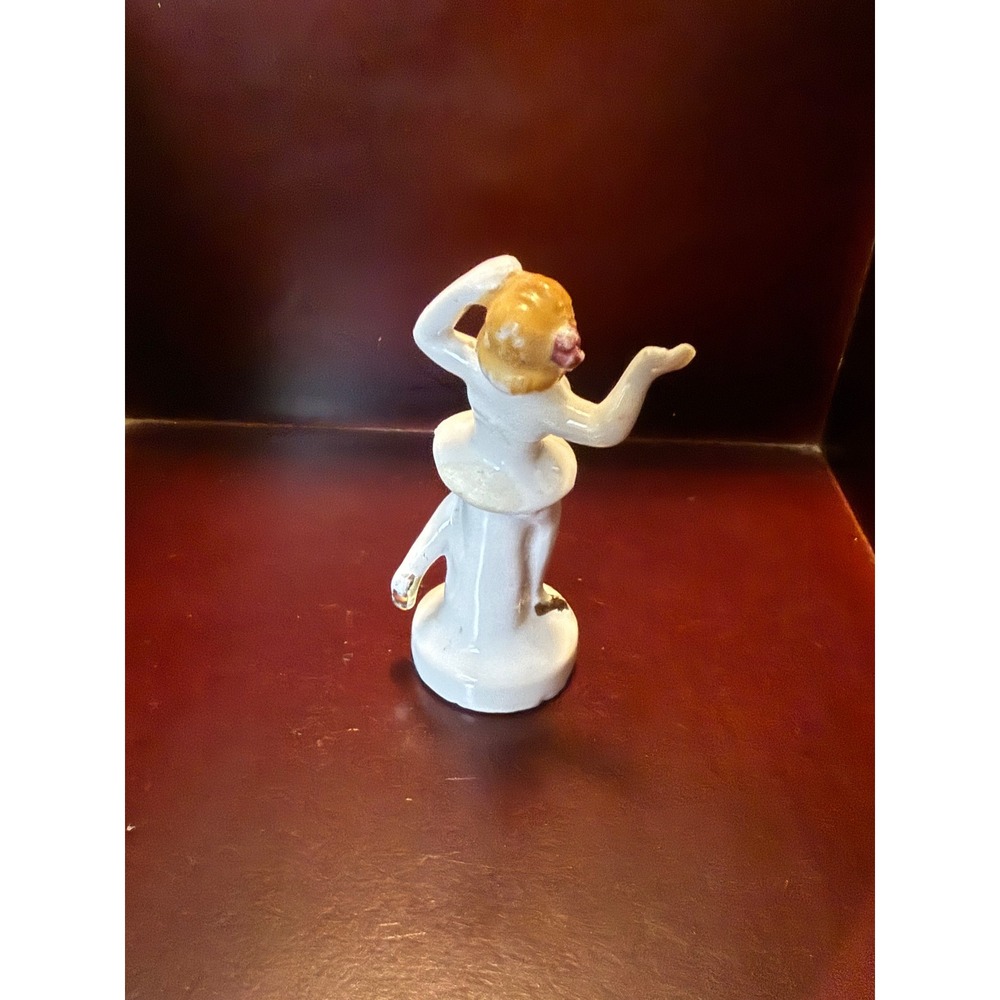 Vintage Hand‎ Painted Porcelain Ballerina Figurine Gold Gilt Miniature Dancer - Picture 9 of 10